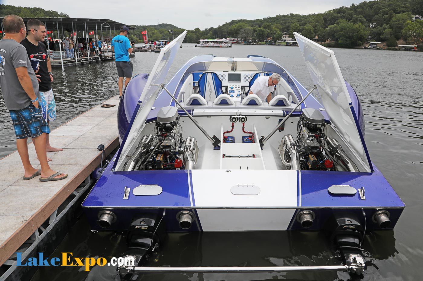 Shootout Boats In The Pits-77.jpg